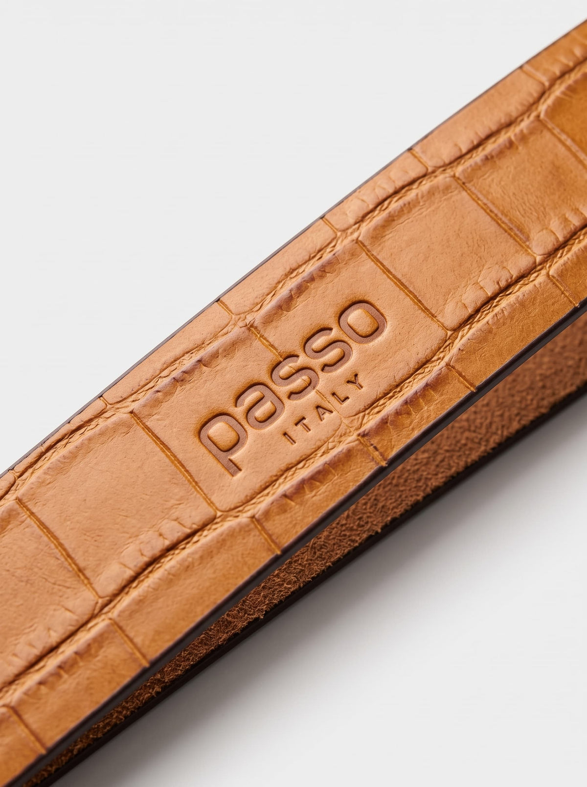 italian leather belt passo